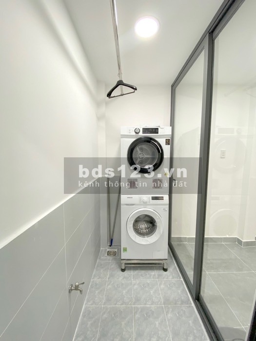 Bán nhà mới phường 15 - Tân Bình -hẻm xe hơi 1 xẹt 44m2- nhỉnh 3 tỷ