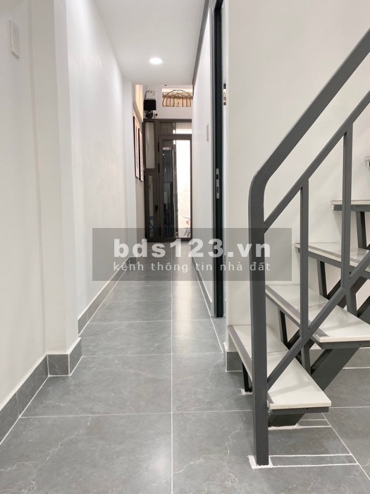 Bán nhà mới phường 15 - Tân Bình -hẻm xe hơi 1 xẹt 44m2- nhỉnh 3 tỷ
