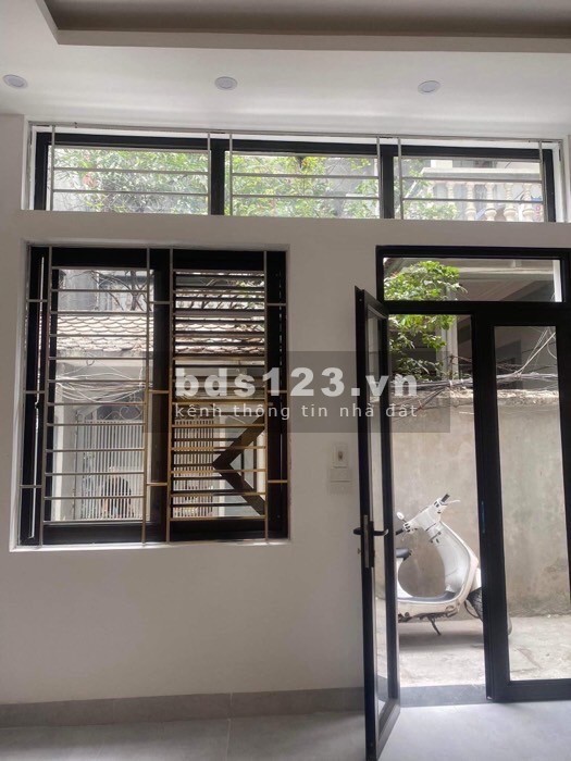 Bán nhà riêng tại phố Hoàng Ngân, DT 45m² x 5 tầng, MT 4,5m, giá 5,85 tỷ