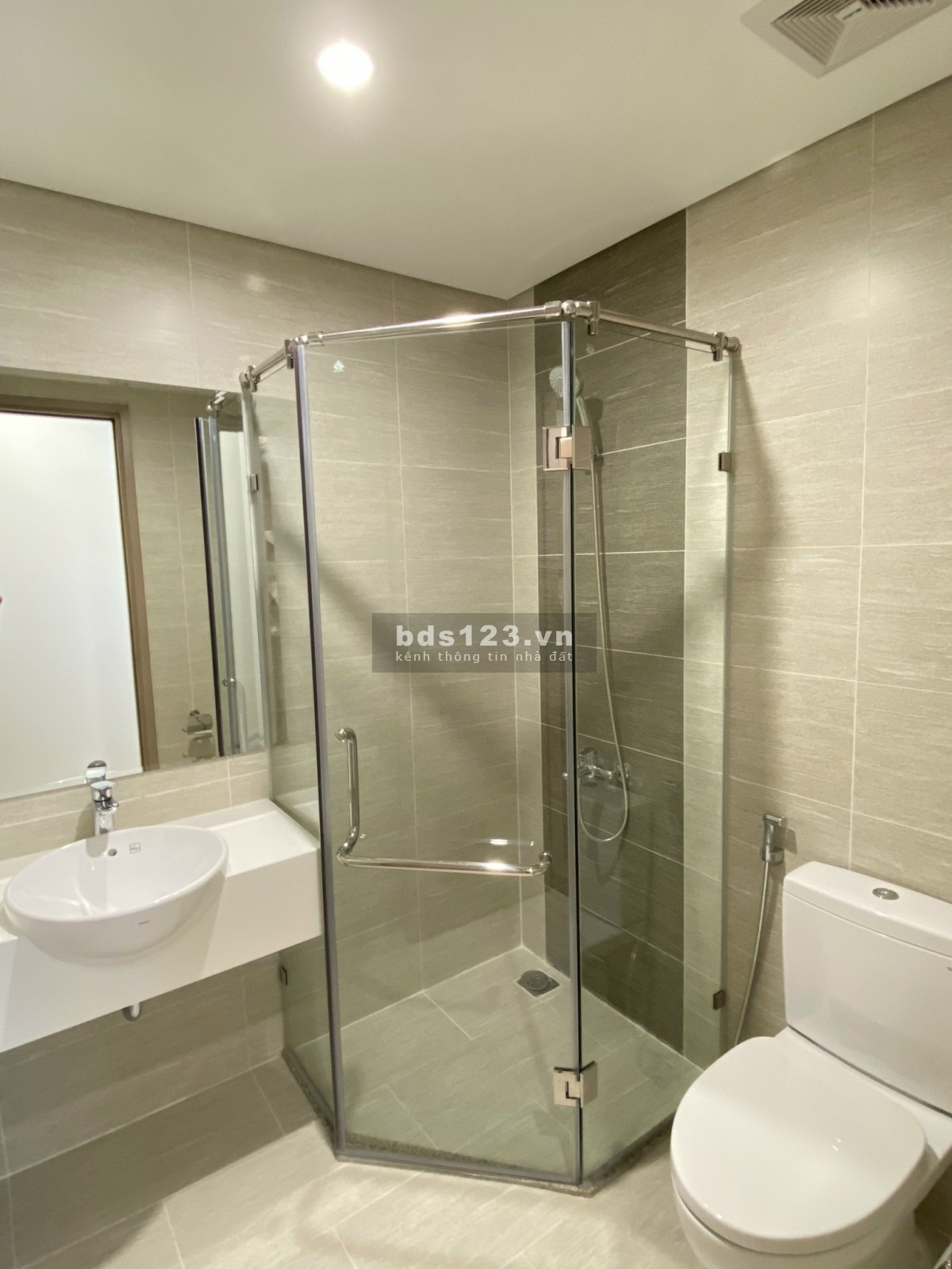 2PN 2WC full đồ cho thuê 11 triệu 5 vào ở luôn