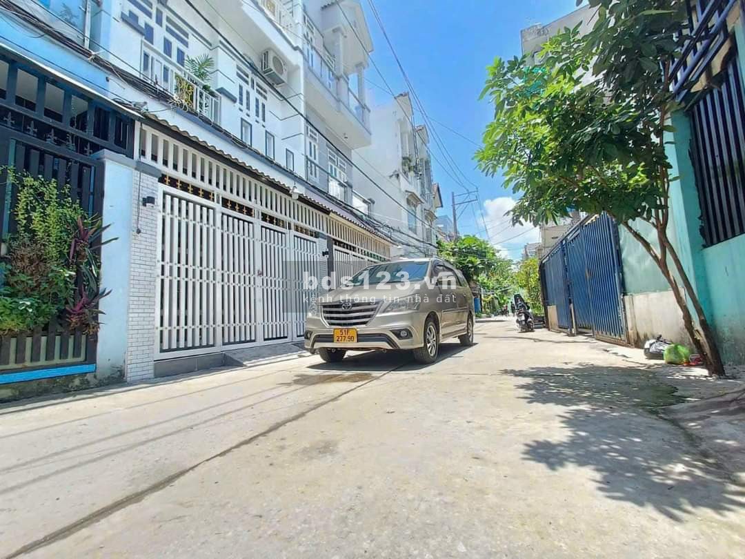 (TT Nhà Bè) Nhà mới 3 tầng 50m2, ngang 4.6m * 11m, 4pn, đường 6m, giá nhỉnh 4 tỷ