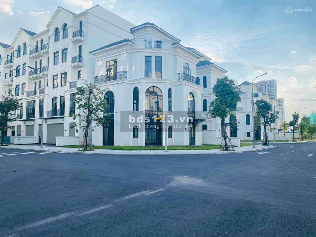 Bán gấp căn biệt thự đơn lập đơn giá rẻ nhất tại KĐT Vinhomes Q9 chỉ hơn 90tr/m2