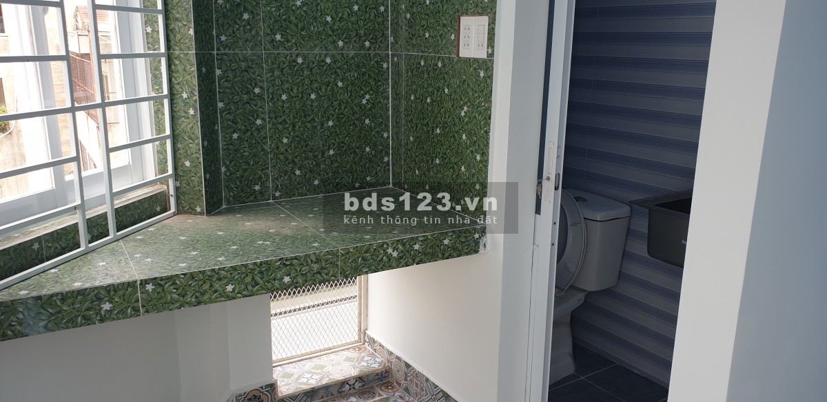 Phòng lầu 1, 20m2, cửa sổ lớn thoáng và sáng, thang máy, Lê Lai P3 Gò Vấp