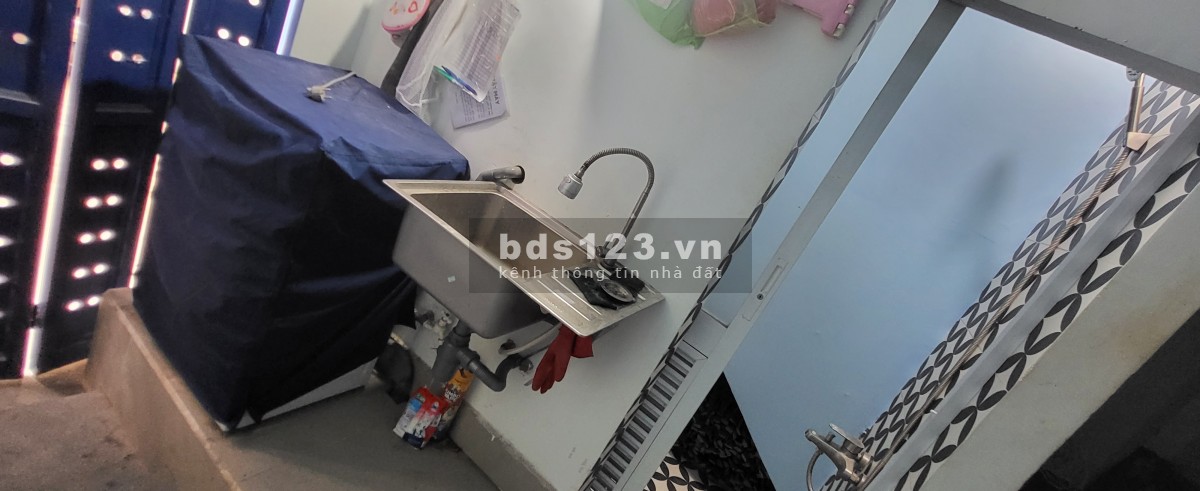 Phòng lầu 1, 20m2, cửa sổ lớn thoáng và sáng, thang máy, Lê Lai P3 Gò Vấp