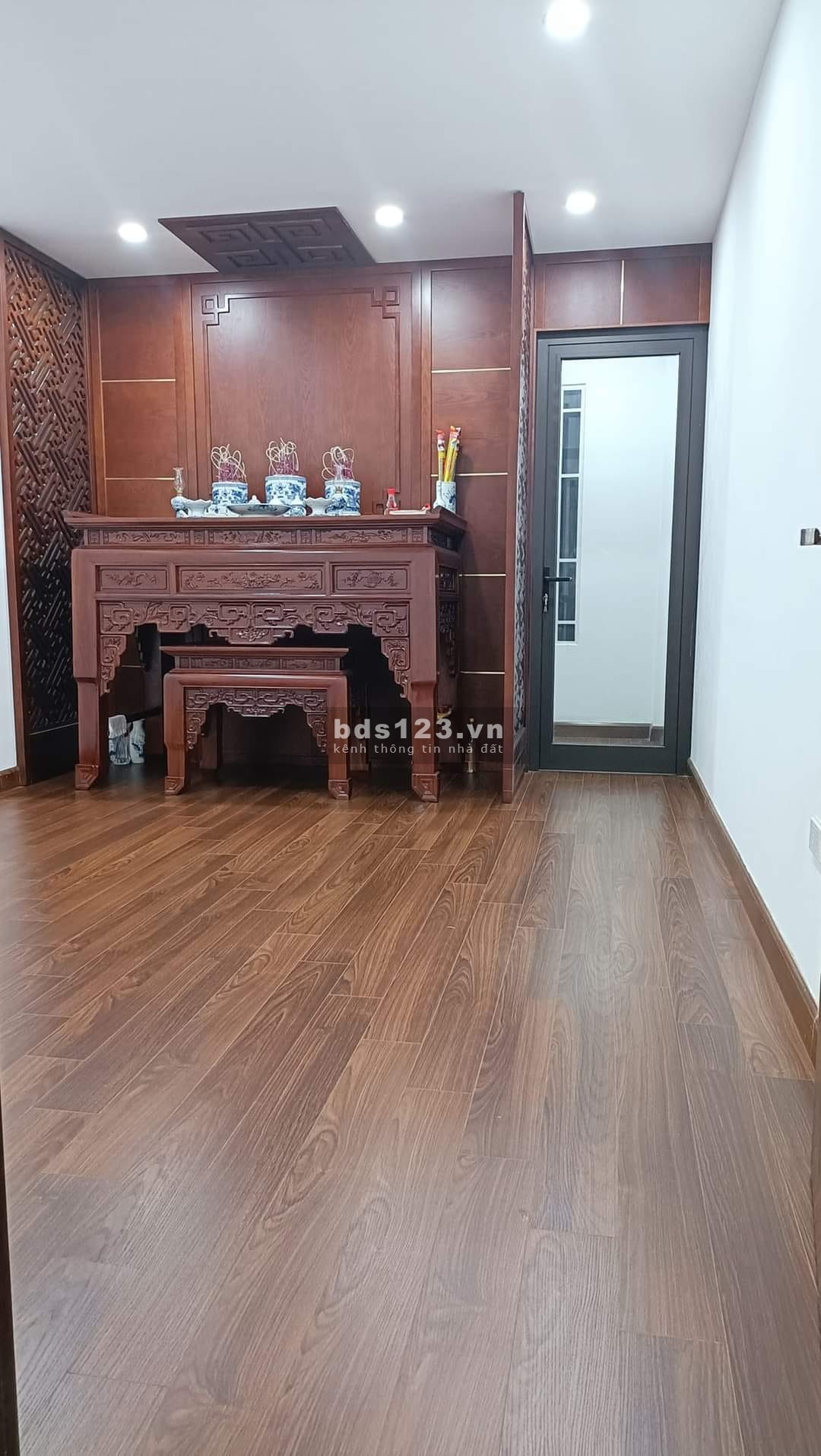 Bán nhà Mỹ Đình - Nam Từ Liêm. Mặt phố Thiên Hiền. 62m x 5T .Gara ô tô. Giá 10,9 tỷ