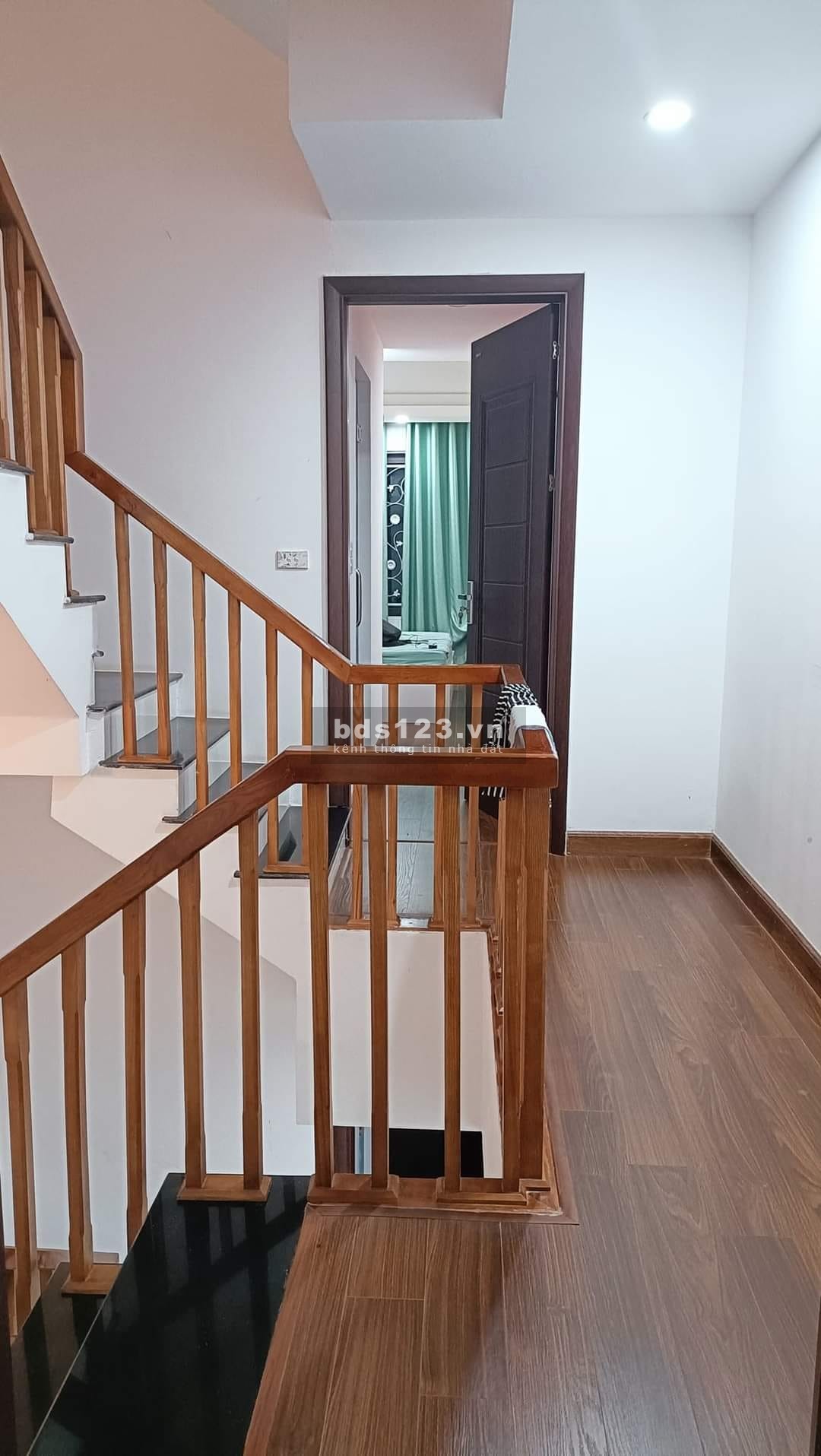 Bán nhà Mỹ Đình - Nam Từ Liêm. Mặt phố Thiên Hiền. 62m x 5T .Gara ô tô. Giá 10,9 tỷ