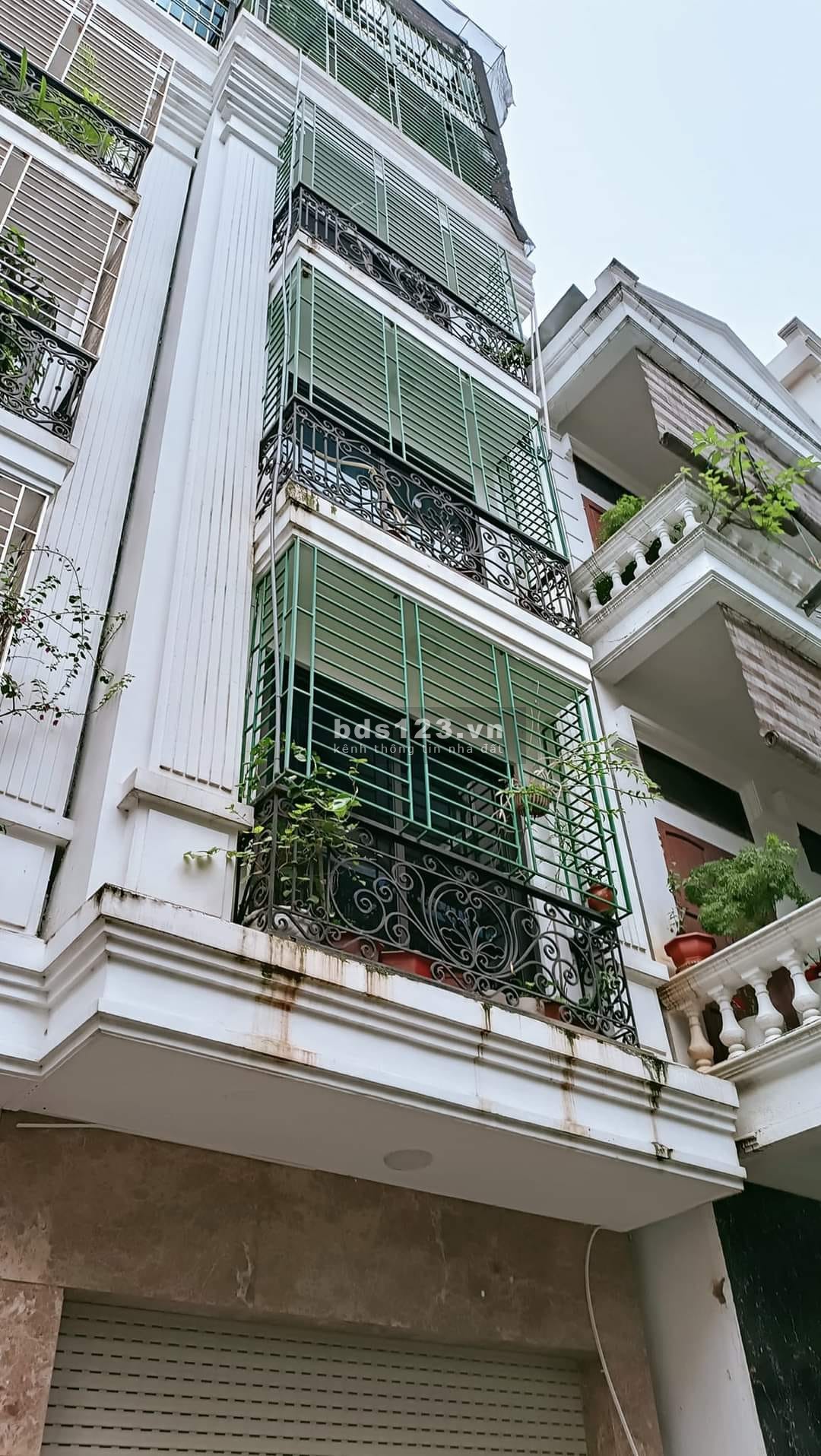 Bán nhà Mỹ Đình - Nam Từ Liêm. Mặt phố Thiên Hiền. 62m x 5T .Gara ô tô. Giá 10,9 tỷ