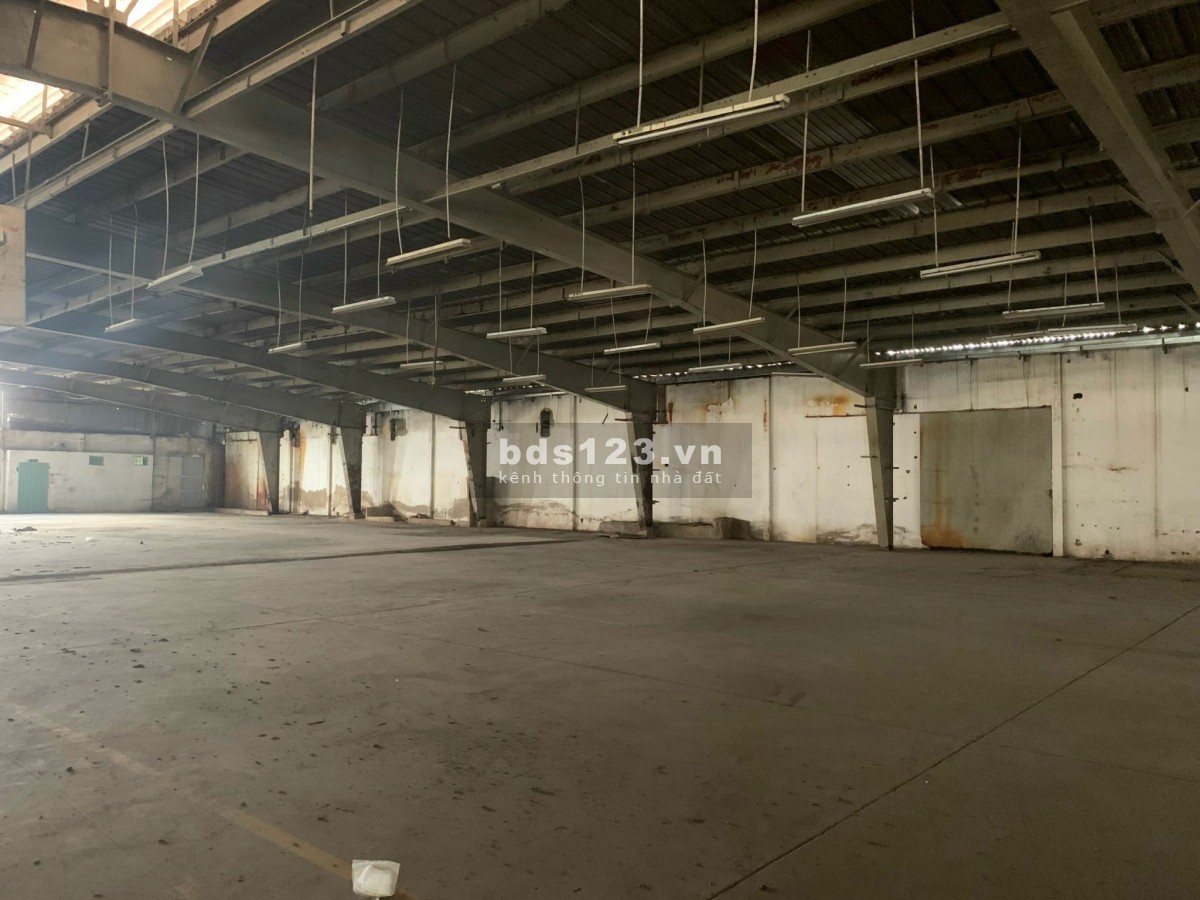 TTB. Cho thuê kho xưởng 1250m2 đường Xa Lộ Hà Nội, P. Trường Thọ, TP Thủ Đức