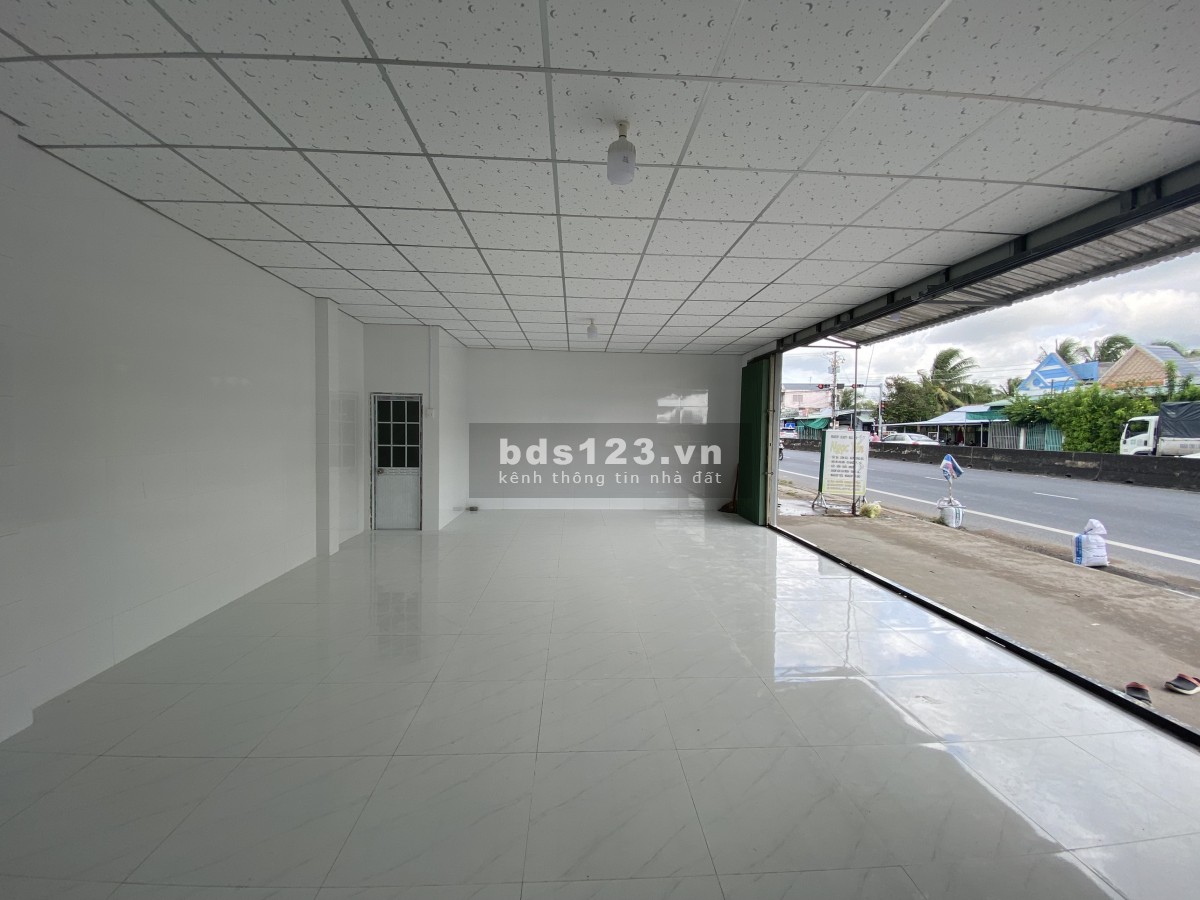 Chính chủ cho thuê mặt bằng 50m2 mặt tiền quốc lộ 1a ở Bình Phú, Cai Lậy, Tiền Giang