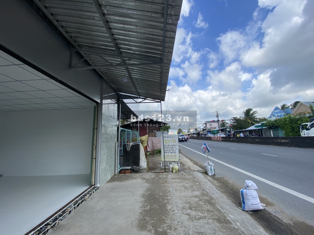 Chính chủ cho thuê mặt bằng 50m2 mặt tiền quốc lộ 1a ở Bình Phú, Cai Lậy, Tiền Giang