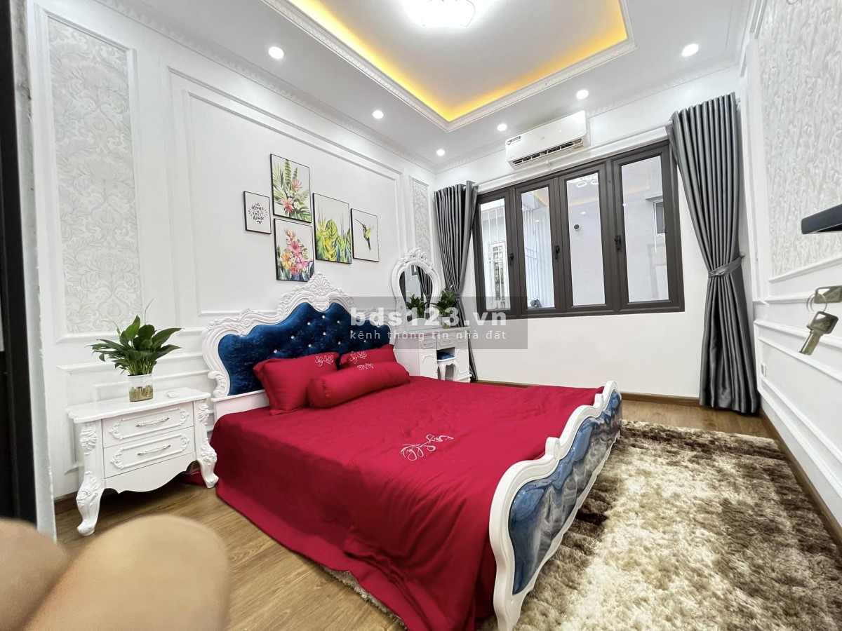 Bán nhà Trần Bình, ngõ xe ba gác, giá chưa đến 4 tỷ