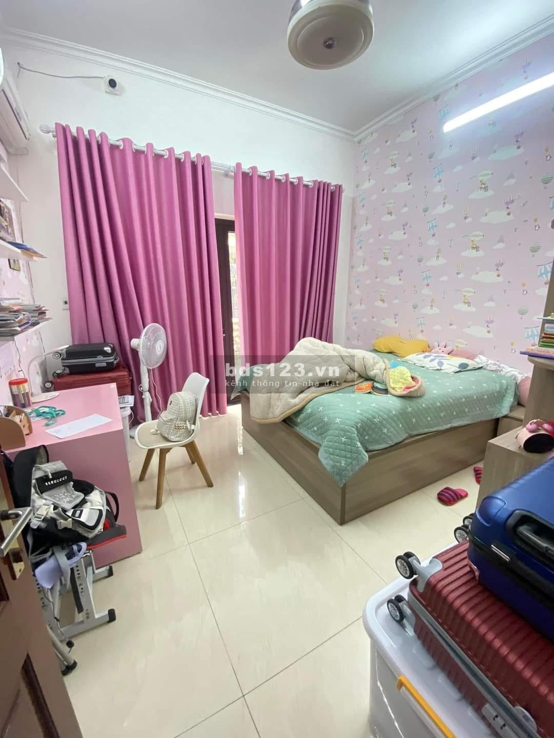 Nhà mặt phố Vĩnh Phúc, Ba Đình. Dt 45m, 4t, mt 4.2m, 12 tỷ. Ô tô tránh, kinh doanh, Nhà đẹp ở ngay