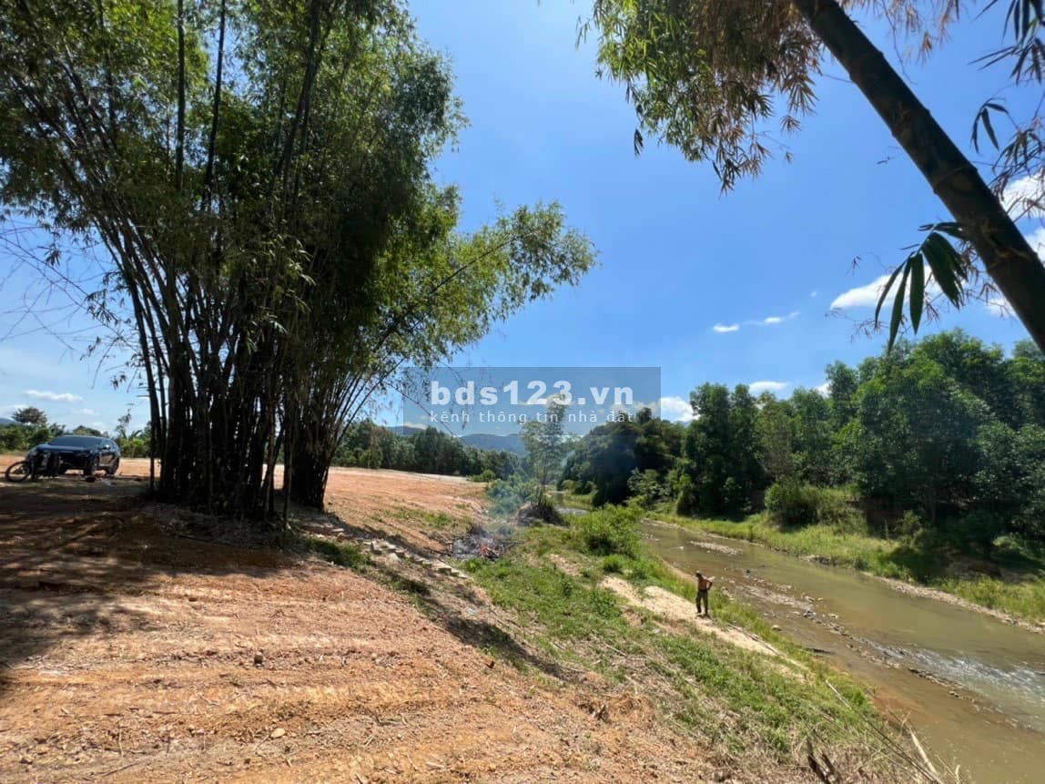 Đất Khánh Đông Gần Dân Cư Sau Giáp Suối Phù Hợp Làm Farm , Nhà Vườn