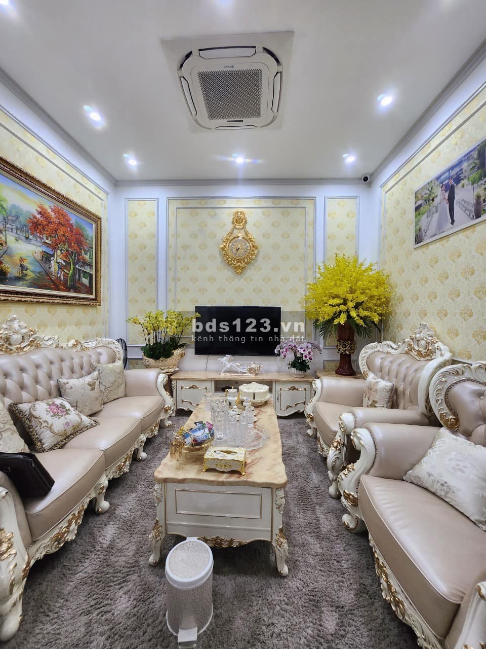 Nhà mặt phố Vĩnh Phúc, Ba Đình. Dt 45m, 4t, mt 4.2m, 12 tỷ. Ô tô tránh, kinh doanh, Nhà đẹp ở ngay