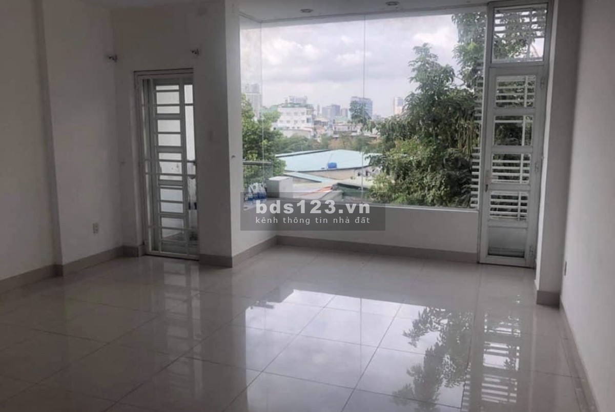 Chính chủ cần sang lại mặt tiền đường D4, Him Lam, Quận 7