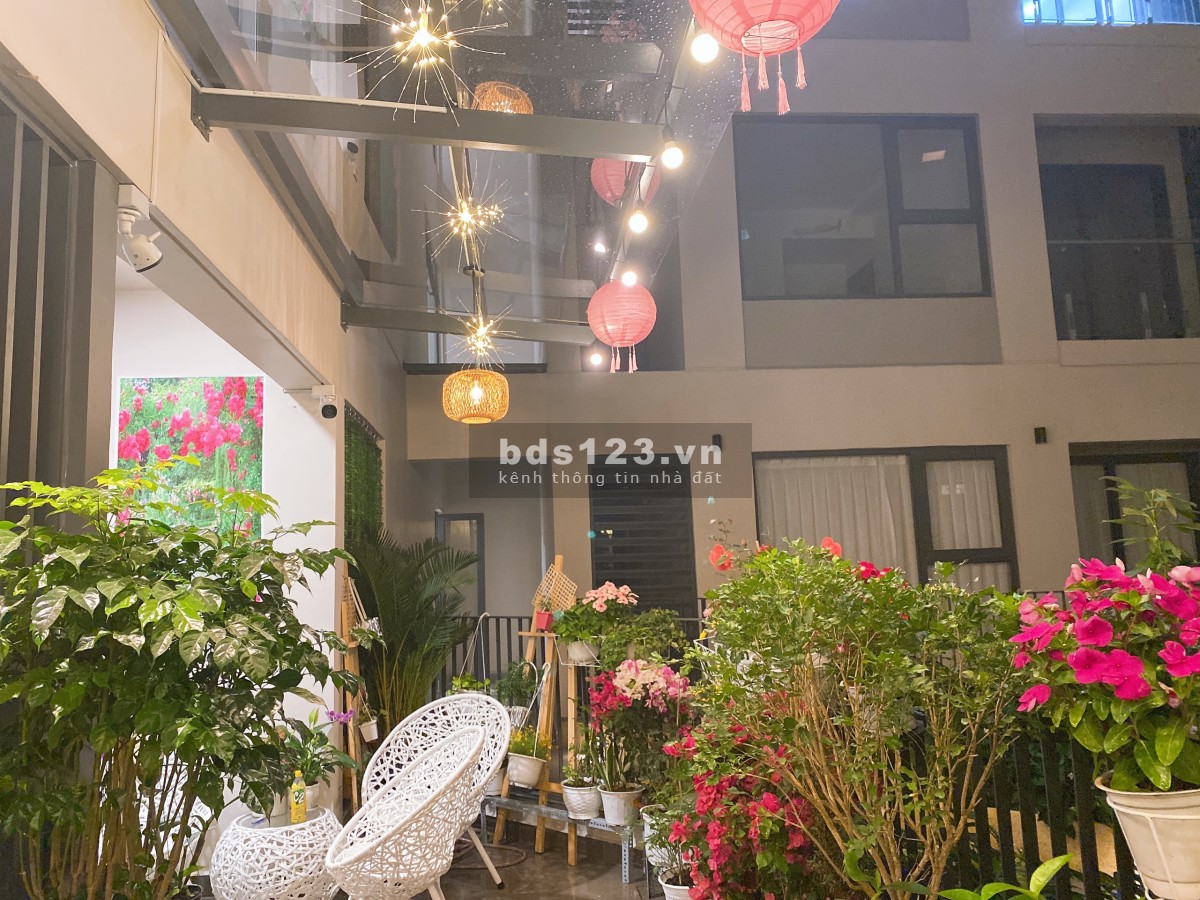 Chính chủ cần bán gấp căn hộ sân vườn Akari City