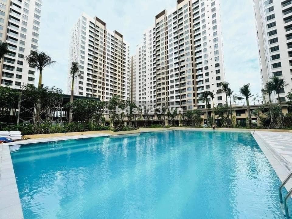 Chính chủ cần bán gấp căn hộ sân vườn Akari City
