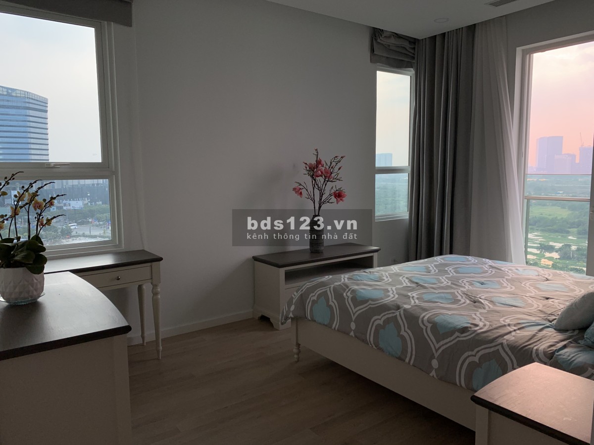 Cho thuê 3PN Sadora View Q1 xem pháo hoa, full nội thất, chỉ cần xách Vali vào ở.