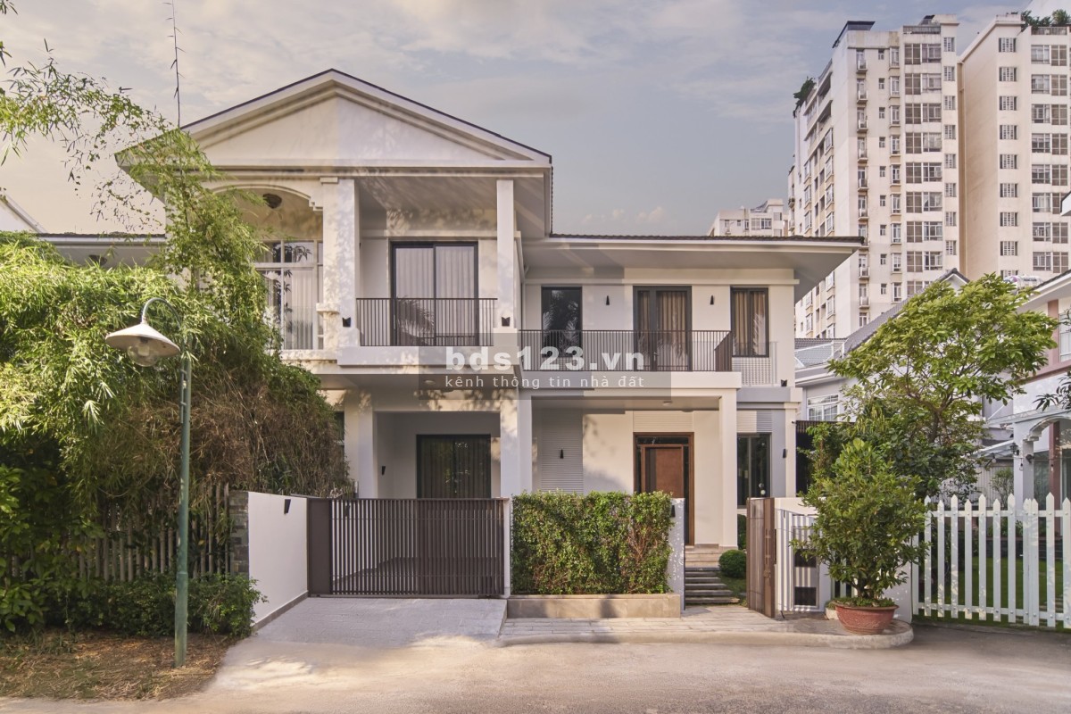 Bán căn biệt thự Hưng Thái mới 100% cao cấp 200m2, 2 tầng ngay quận 7