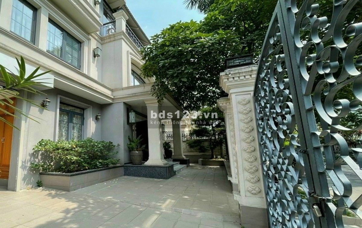 Chú bán căn biệt thự tự xây 566m2, 3 tầng lầu, nội thất cao cấp 100%