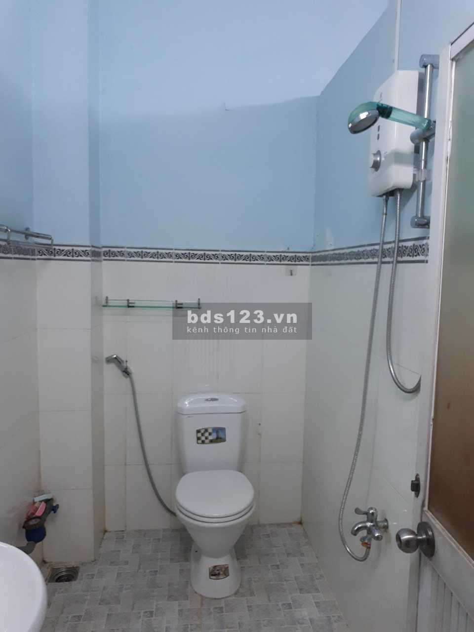 CHO THUÊ PHÒNG TRỌ 30m2 NGAY VẠN HẠNH MALL Q.10 - NỘI THẤT CƠ BẢN, CÓ BAN CÔNG, KHU DÂN CƯ AN NINH