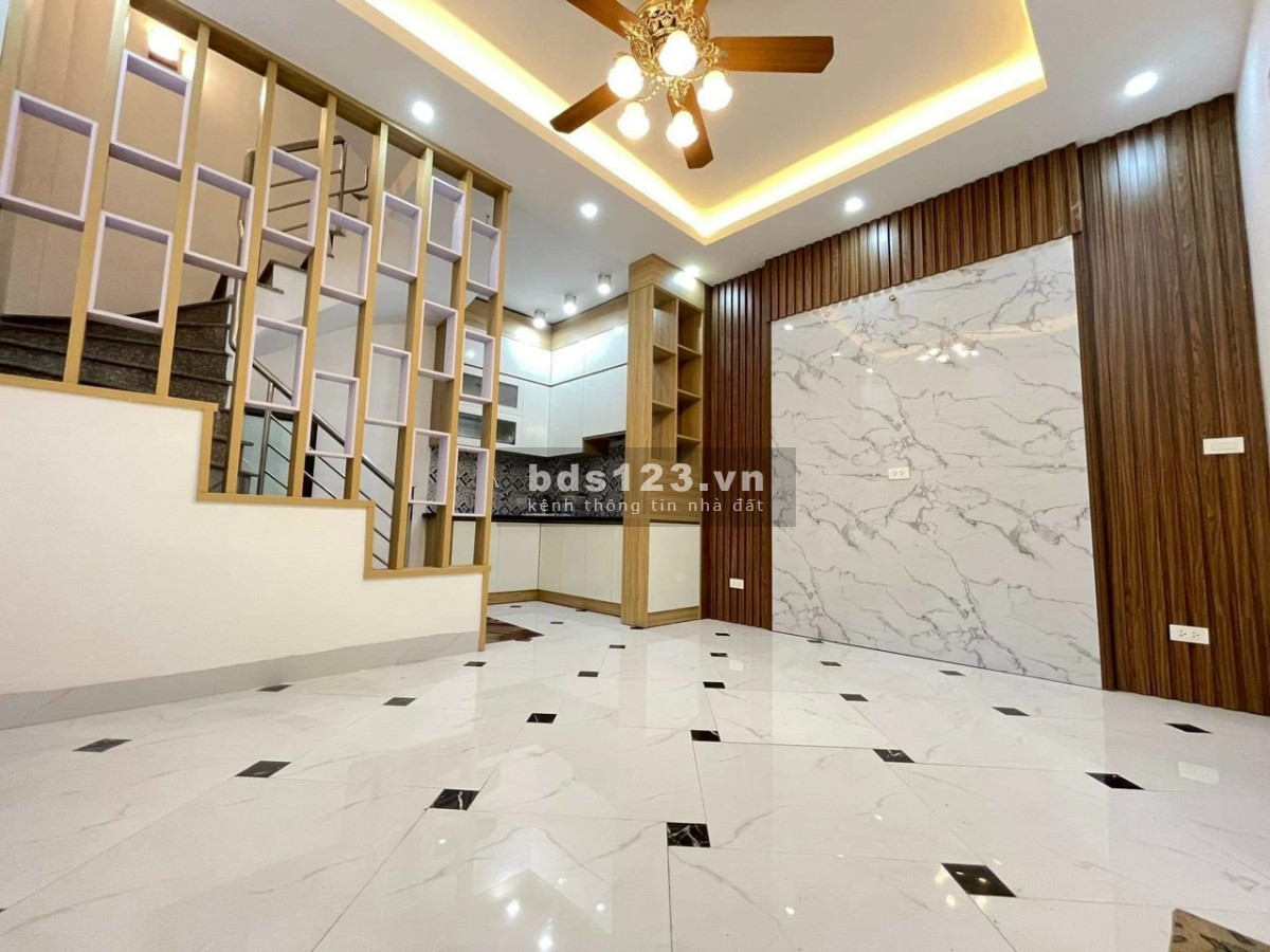 Bán nhà 36m² mặt tiền 8.5m tại Xuân Phương, lô góc, giá rẻ nhất khu vực giá 2,8 tỷ LH: 0356474469