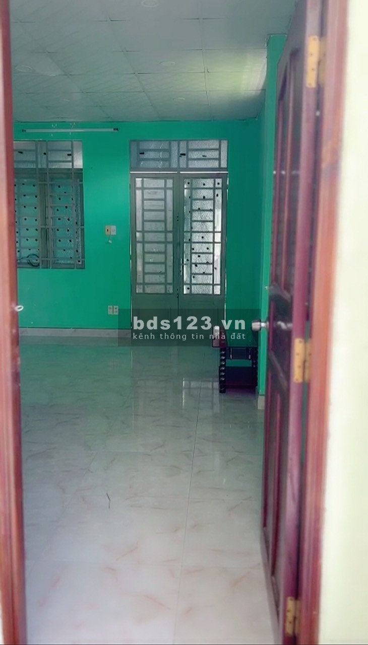 Cho thuê phòng có ban công cửa sổ 74 Bàu Cát P14 Tân Bình