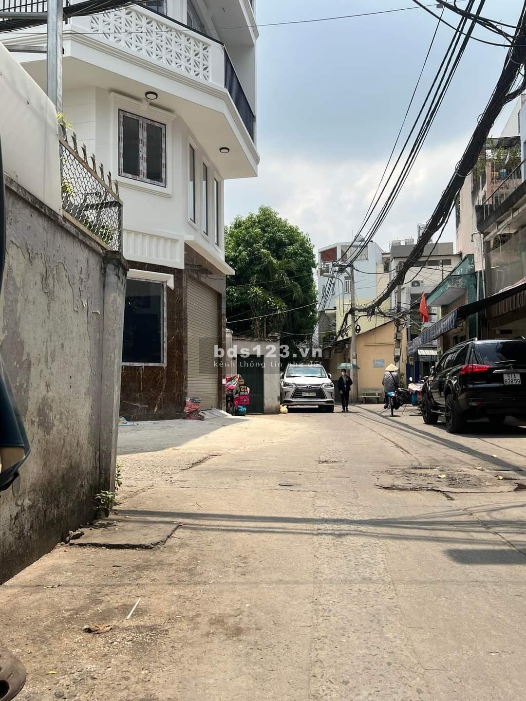 Bán nhà hẻm xe tải 8 mét, Tân Hoà Đông, Quận 6, 80m2, 3 tầng, 5 tỷ 2.