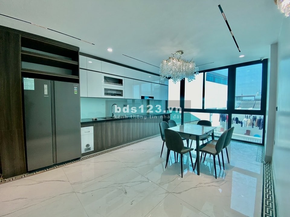 Bán nhà Hồng Tiến, Long Biên 50m2 x 7 tầng x MT 4m. Giá 10.8 tỷ