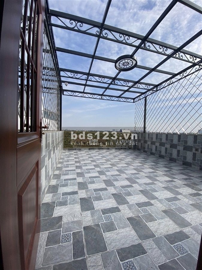 Bán nhà Hồng Tiến, Long Biên 50m2 x 7 tầng x MT 4m. Giá 10.8 tỷ