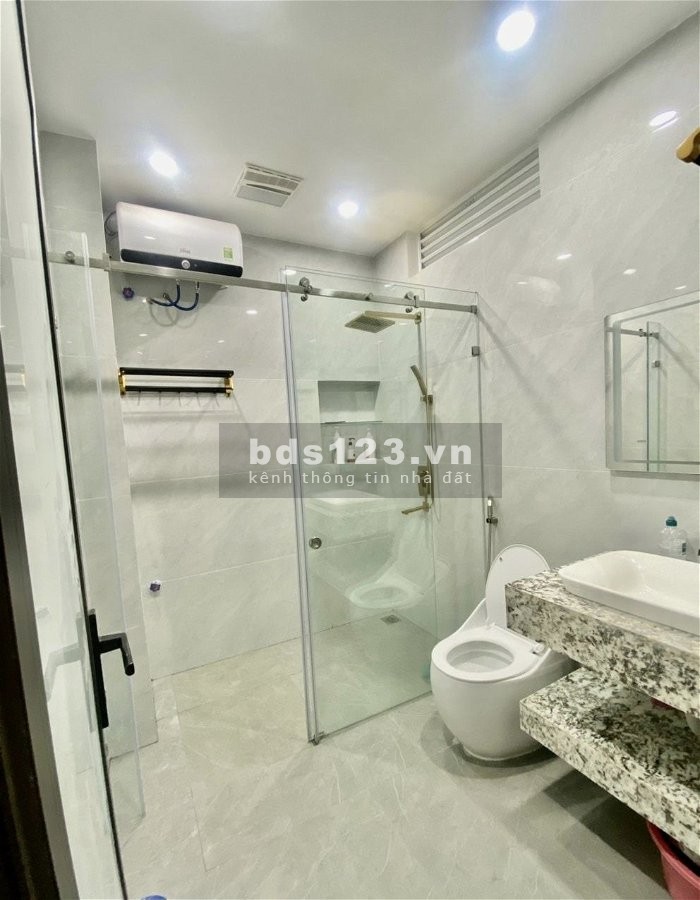 Bán nhà Hồng Tiến, Long Biên 50m2 x 7 tầng x MT 4m. Giá 10.8 tỷ