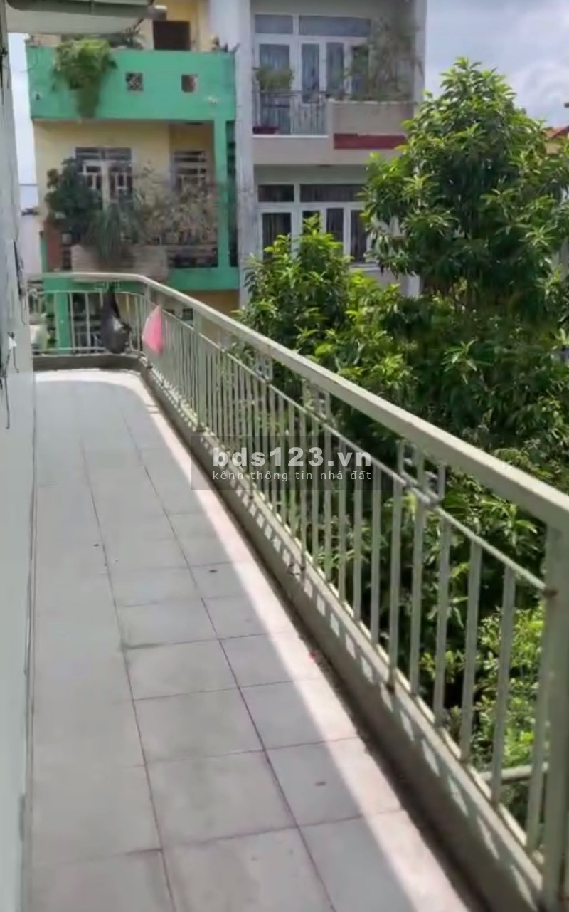 Cho thuê phòng có ban công cửa sổ 74 Bàu Cát P14 Tân Bình
