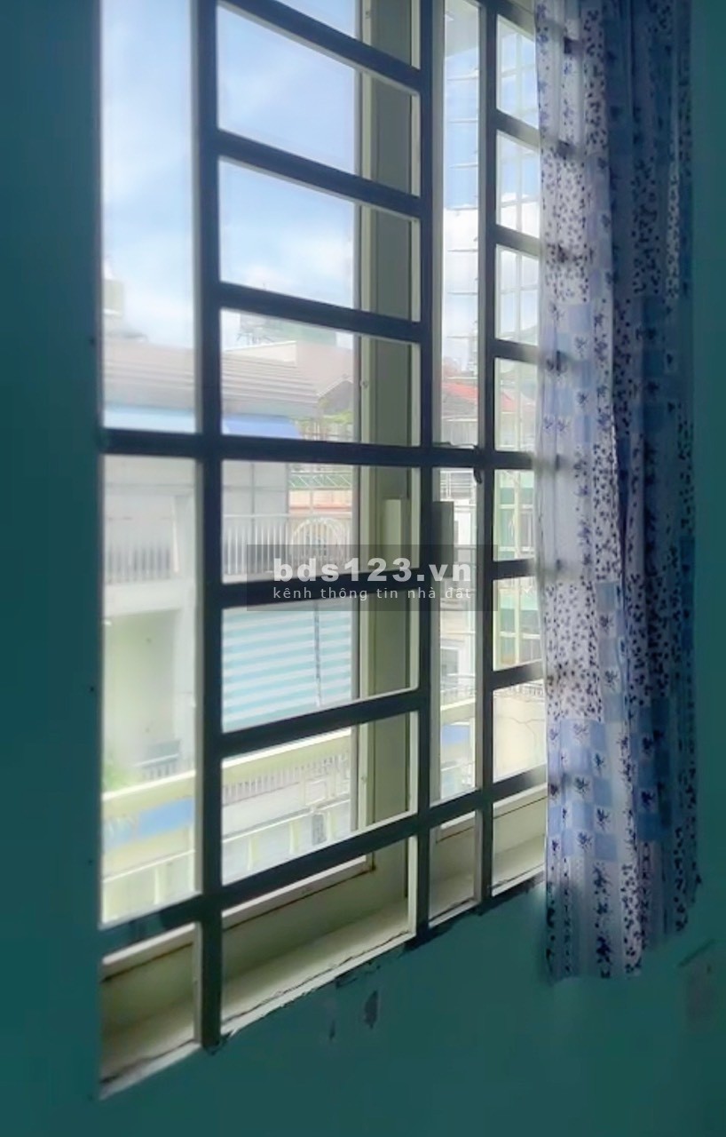Cho thuê phòng có ban công cửa sổ 74 Bàu Cát P14 Tân Bình