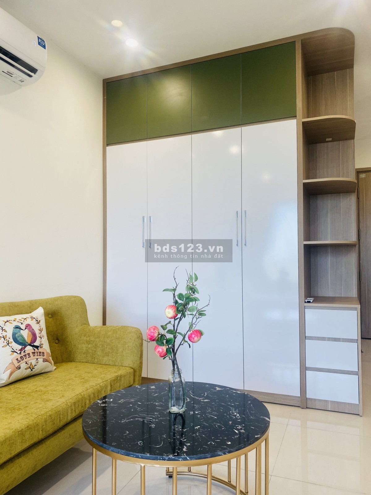 Bán studio 30m2 full nội thất, vị trí đẹp chỉ 1,3 tỷ Vinhomes Smart City