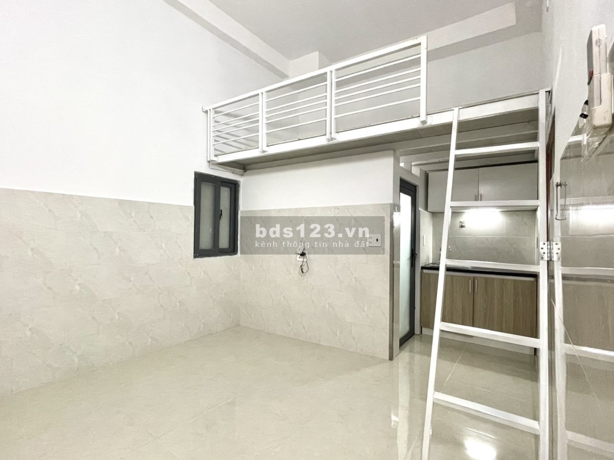Cho thuê phòng trọ có gác có cửa sổ giá sinh viên quận Bình Thạnh