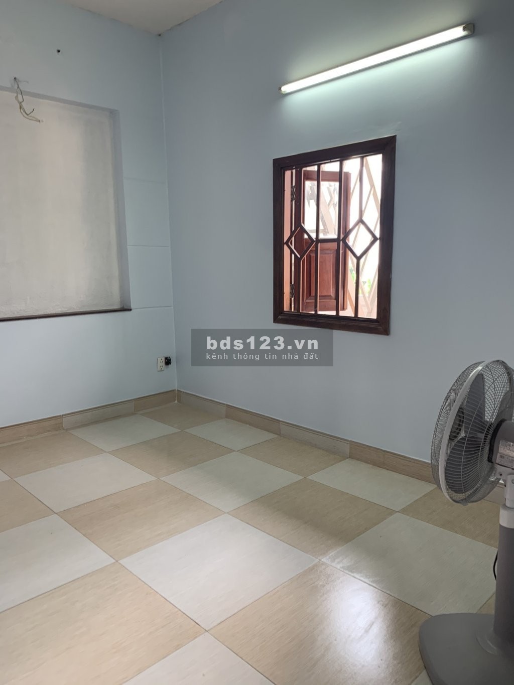 Cho thuê căn hộ dịch vụ, DT 60m2, 2PN,1PK,có ban công, full nội thất,gần Cv Quang Trung, Q.12