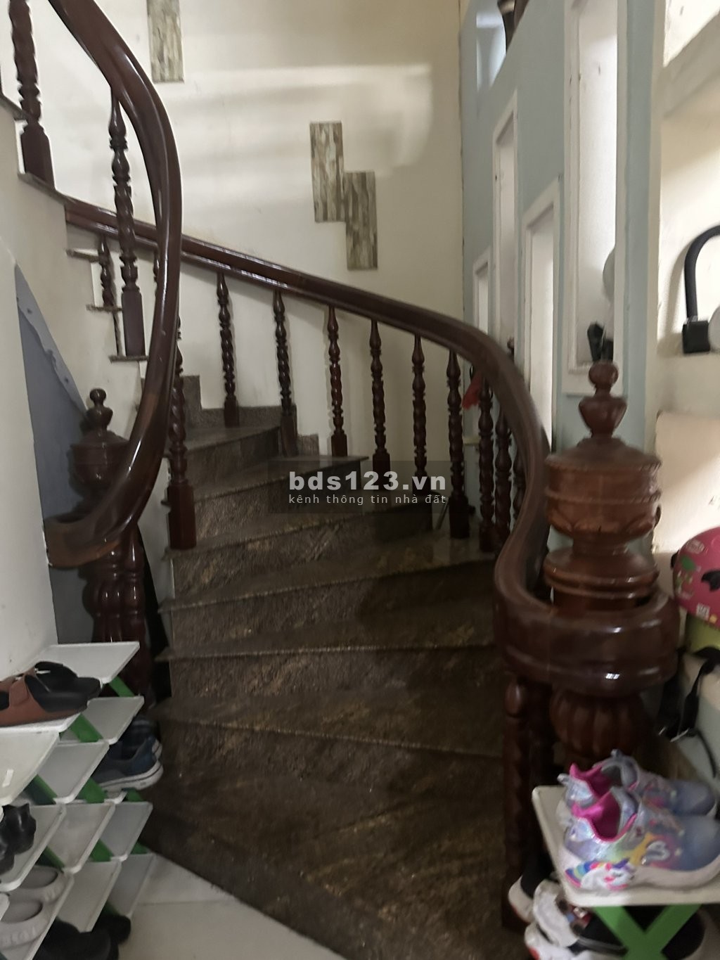 Cho thuê căn hộ dịch vụ, DT 60m2, 2PN,1PK,có ban công, full nội thất,gần Cv Quang Trung, Q.12