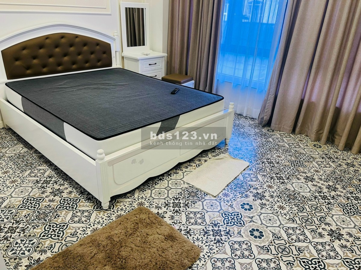 Bán biệt thự song lập mỹ tú 10*20m, 3 lầu, đường Nguyễn Cao hướng đông