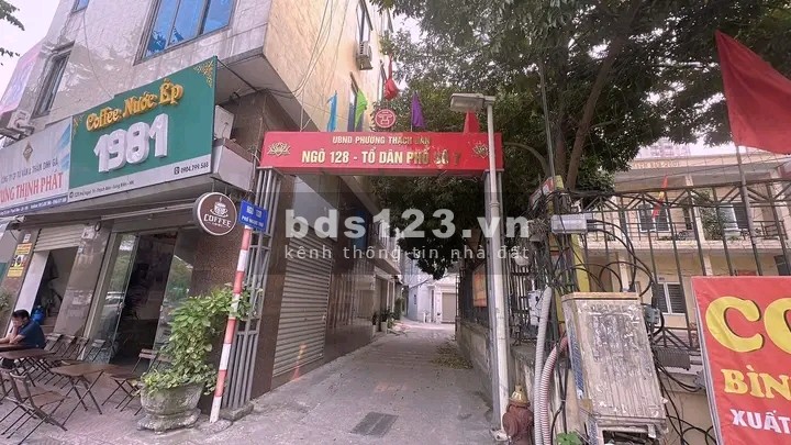 Thạch Bàn - 80m² đất, ô tô vào đất, bán giá 6 tỷ 800 triệu, mặt tiền 8m. Liên hệ: 0987883182.