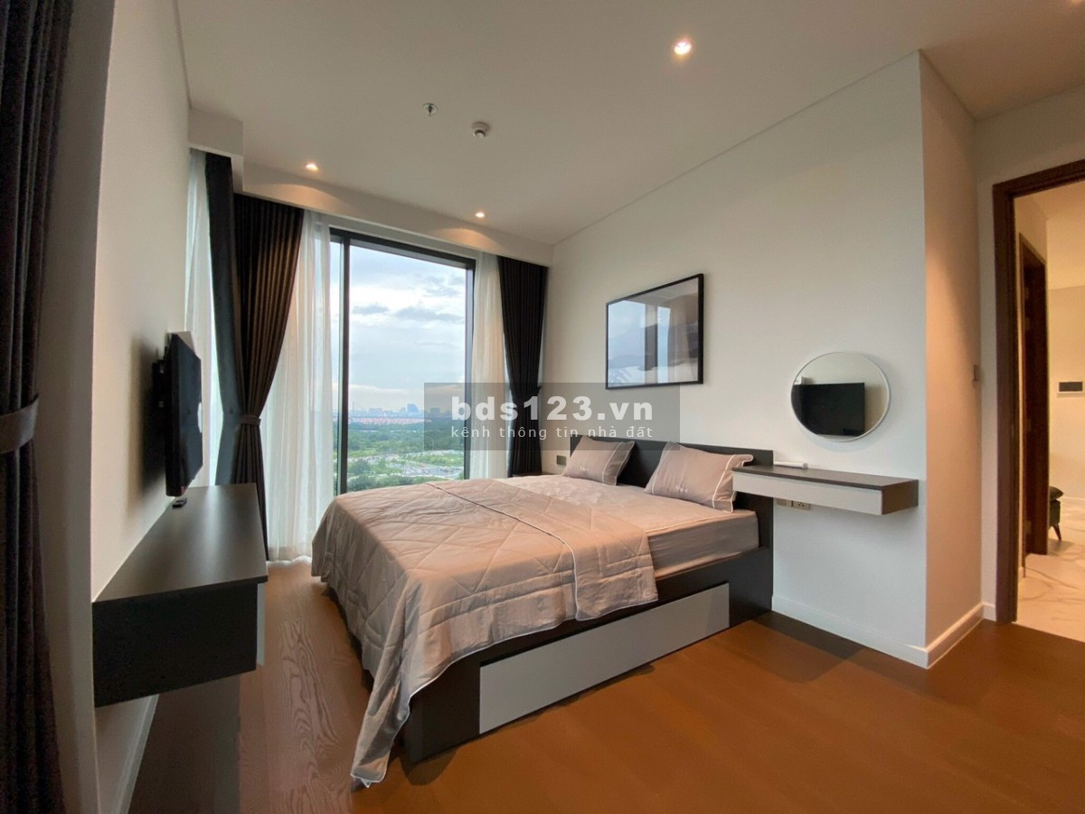 Bán căn hộ 2PN The Crest View ôm trọn Sài Gòn, tầng cao 17 tỷ all in