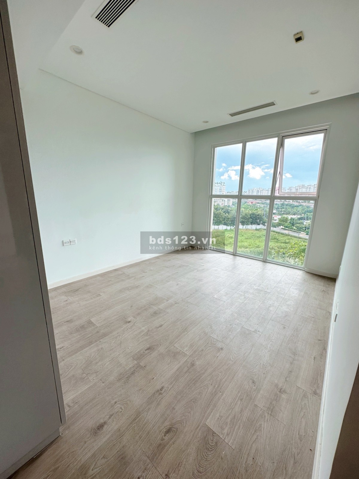 Bán căn hộ 2PN Sadora, rộng 88m2, NTCB, nhà mới, view đẹp
