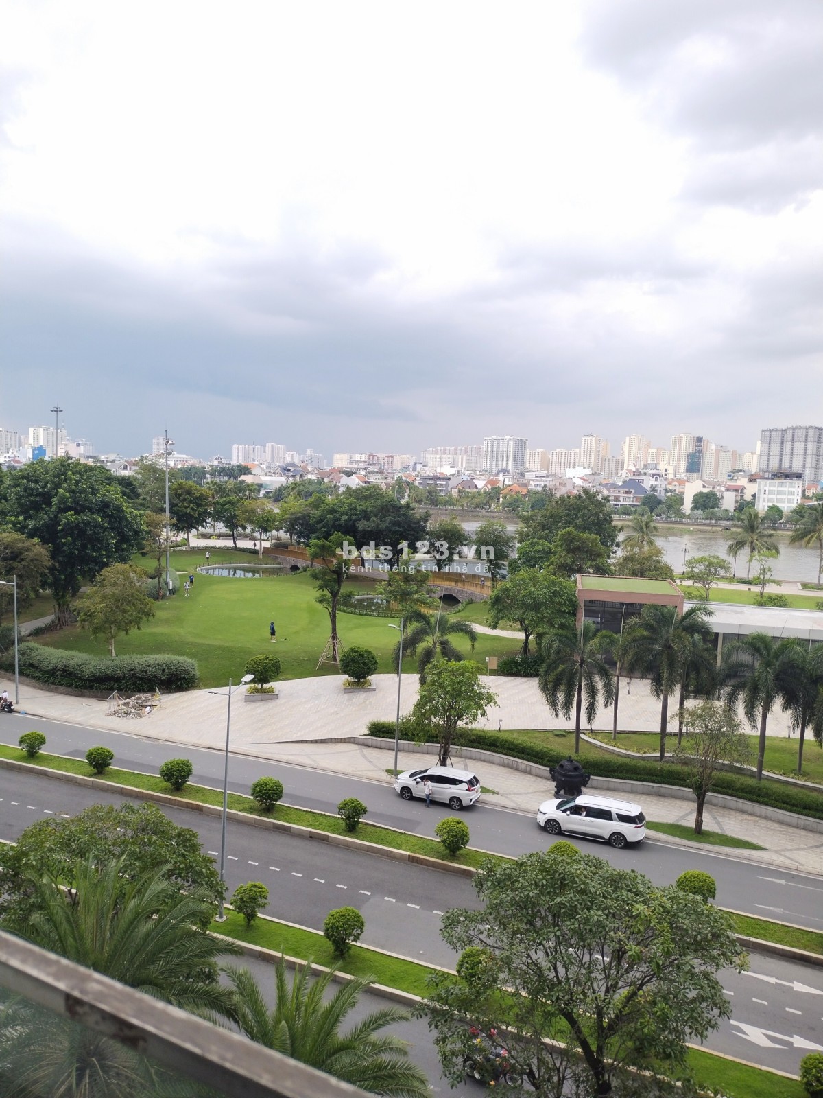 Cần bán căn hộ góc 4 phòng ngủ tại Vinhomes landmark 81, view siêu đẹp