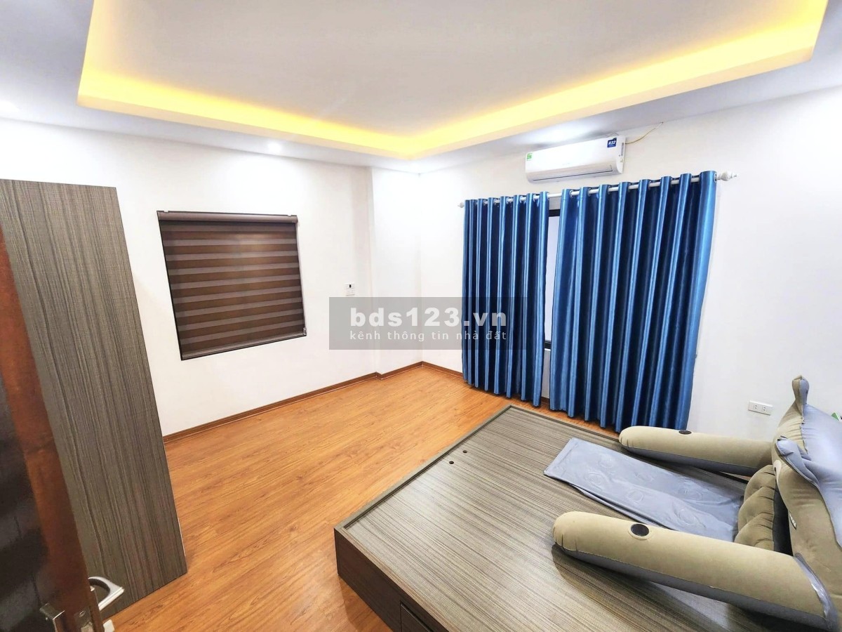 Chủ cần bán gấp nhà Mỹ Đình 31m2 giá nhỉnh 3 tỷ nhà đẹp ở ngay lô góc 2 thoáng ngõ to như phố