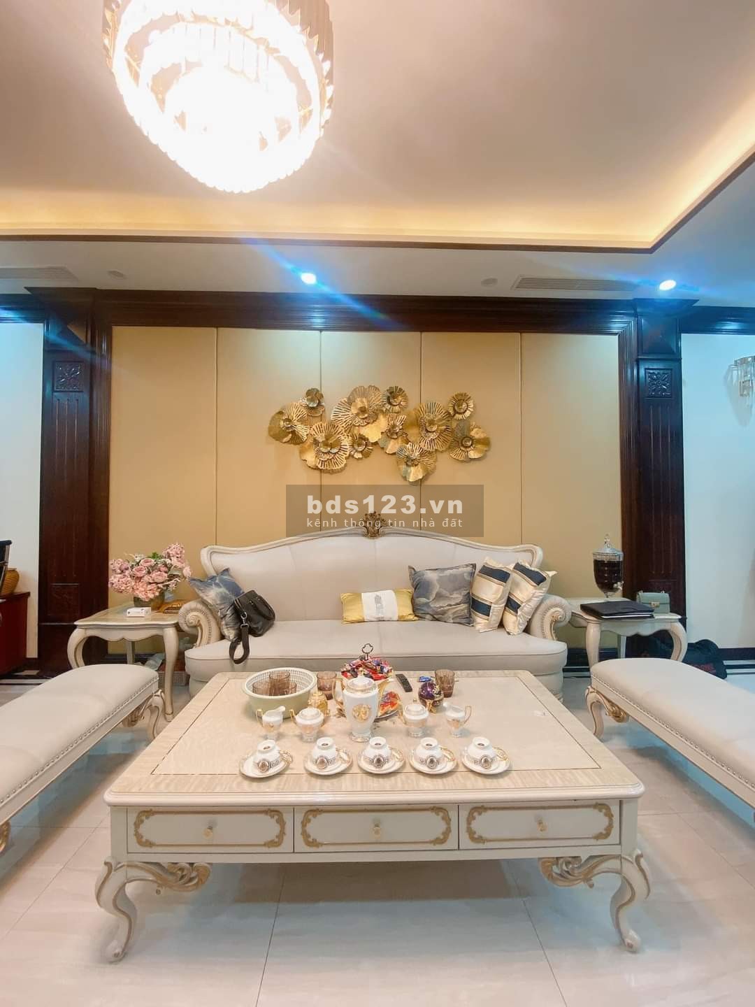 Bán nhà phố Vọng, DT 80m² x 6 tầng, thang máy, Gara, MT rộng KD văn phòng, nhà đẹp ở luôn