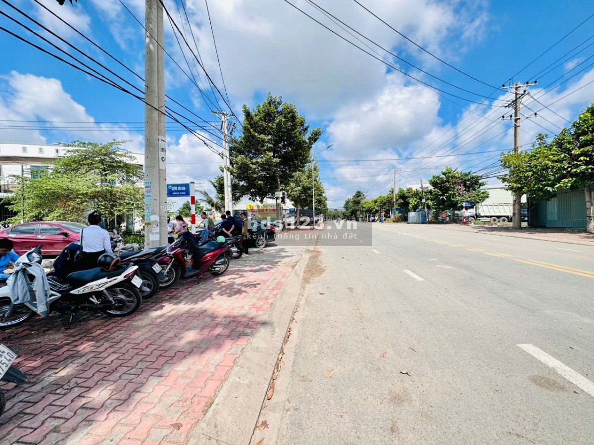 Bán lô đất mặt tiền đường Bùi Thị Xuân - Gần chợ Tân Bình, Dĩ An