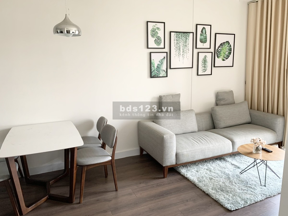 Bán gấp căn hộ 1PN+1 55m2, view sông, giá chỉ 3.3 tỷ LH 0909986202 Thuận