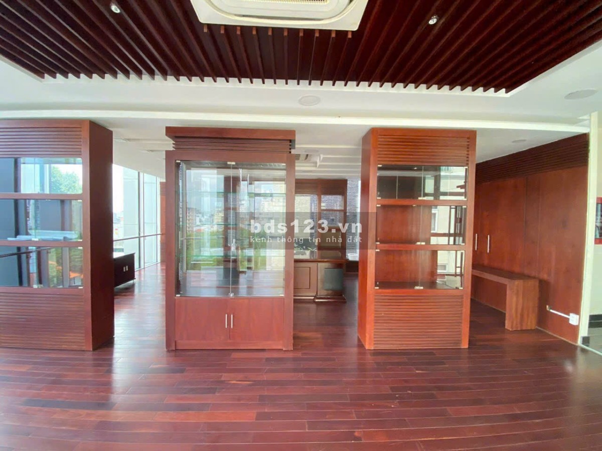 Hàng hiếm tòa nhà mặt tiền Nguyễn Văn Thủ, Phường Đa - Kao, Quận 1 - Siêu đẹp.
