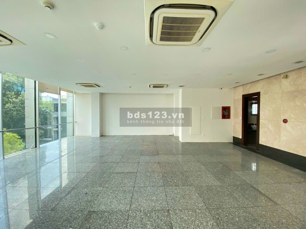Hàng hiếm tòa nhà mặt tiền Nguyễn Văn Thủ, Phường Đa - Kao, Quận 1 - Siêu đẹp.