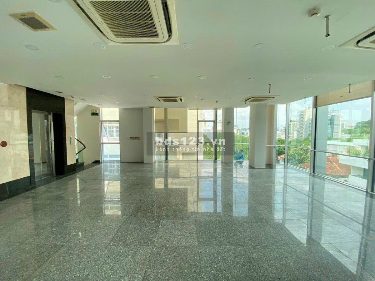Hàng hiếm tòa nhà mặt tiền Nguyễn Văn Thủ, Phường Đa - Kao, Quận 1 - Siêu đẹp.