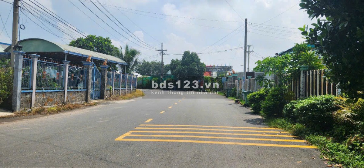 Bán đất DT 800m², full thổ cư, ngay MT đường nhựa 12m Củ Chi giá chỉ 4,05 tỷ